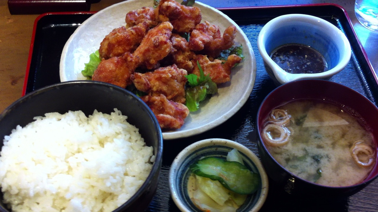 居酒屋ふる里 札幌総本店 ザンギ定食 650円なり 札幌市中央区で ほぼ５００円ランチ